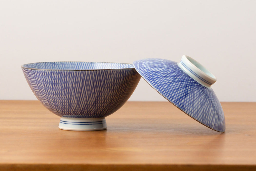 アウトレット】藍千綾福文 鯛茶碗（蓋付/径14.5cm）｜有田焼なら賞美堂