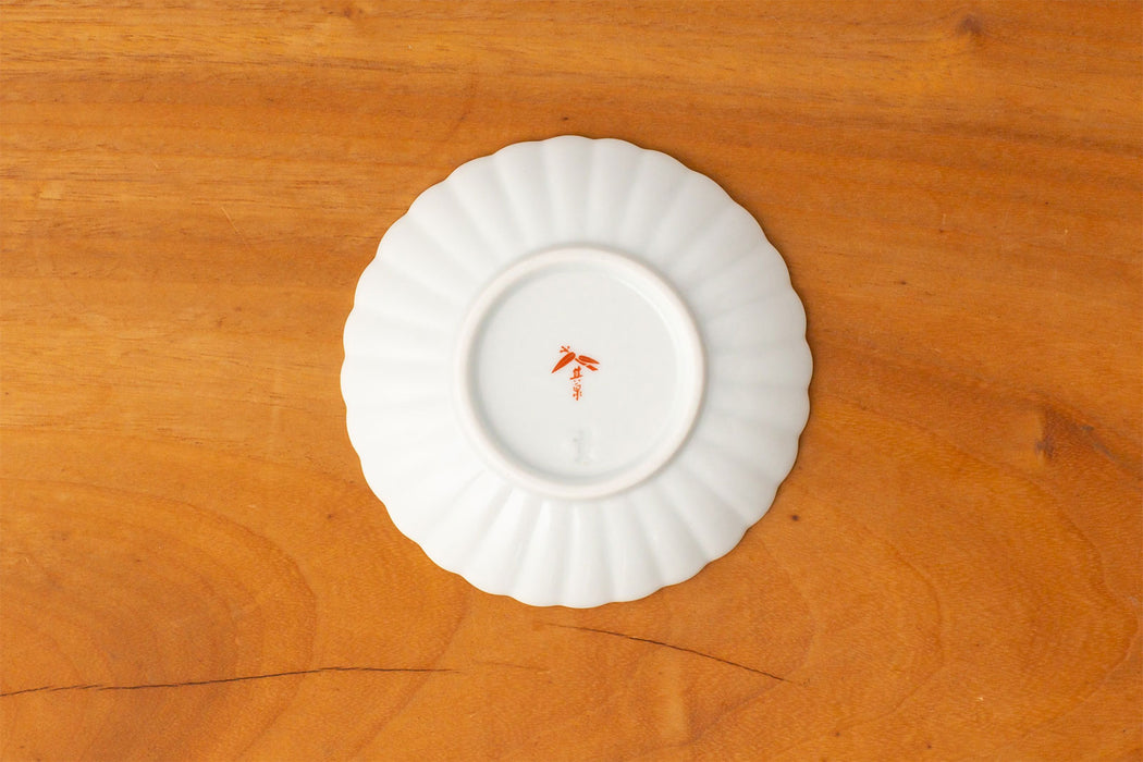 アウトレット】錦菊絵 輪花型小皿（径10.5cm）｜有田焼なら