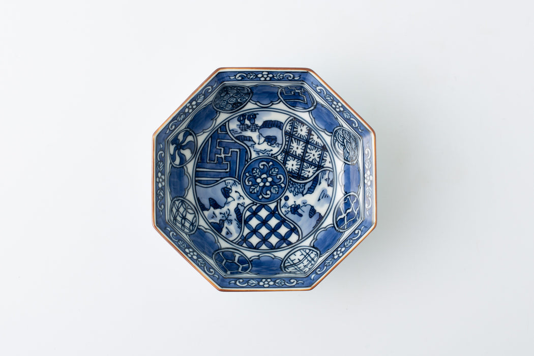Hirado Shozui [large octagonal plate]