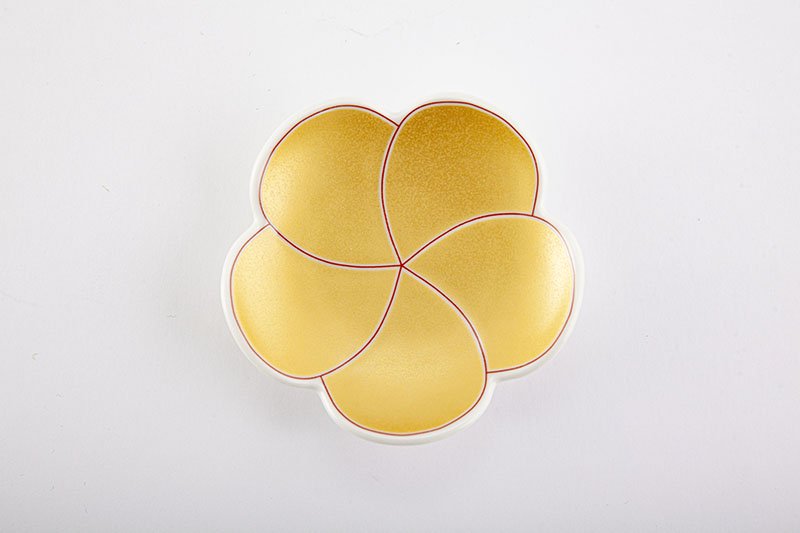 Gold [Twisted plum-shaped plate, small]