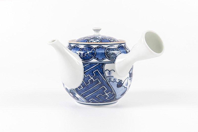 Hirado Shozui [teapot]