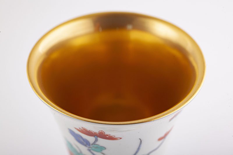 Dyed Nishiki Peony Pattern [Wine Cup, Large]