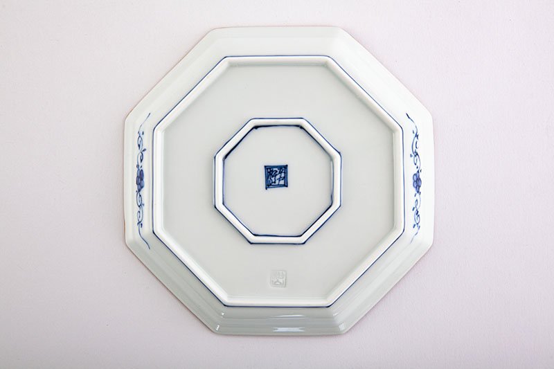 Hirado Shozui [Octagonal plate]