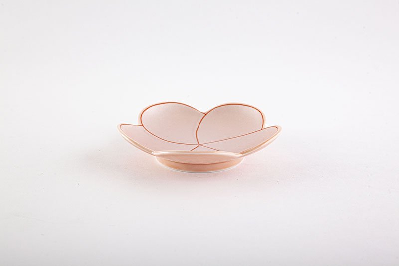 Pink silver [twisted plum-shaped plate, medium]