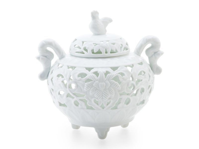 White porcelain arabesque carving [incense burner]