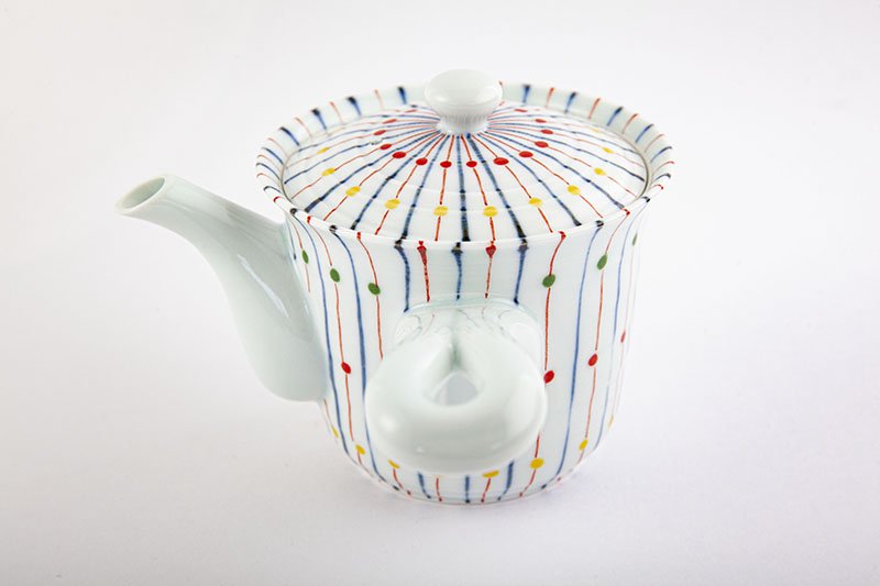 Tenjugusa [teapot, large, with wire mesh]
