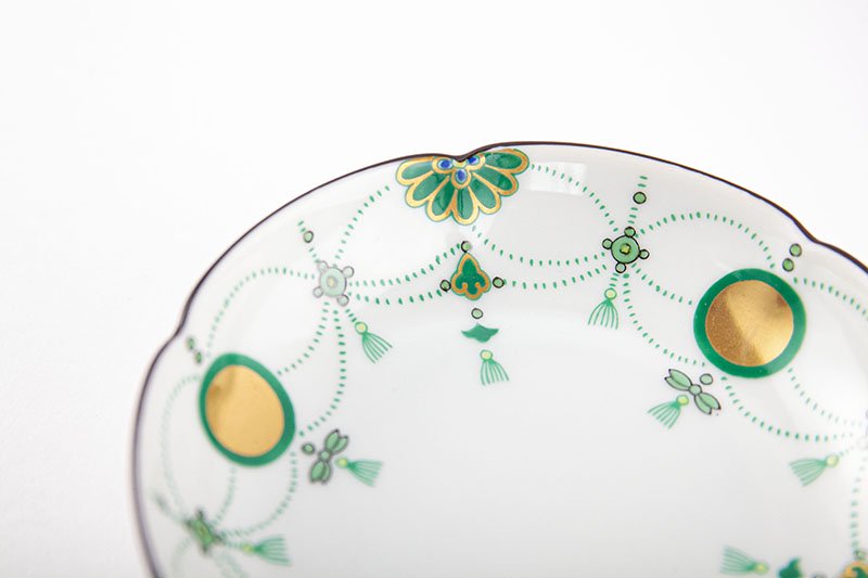 Brocade pattern [Small plate (green)]