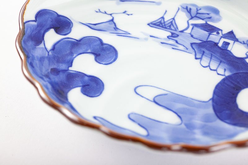 Sometsuke Yamasui Abalone-shaped plate