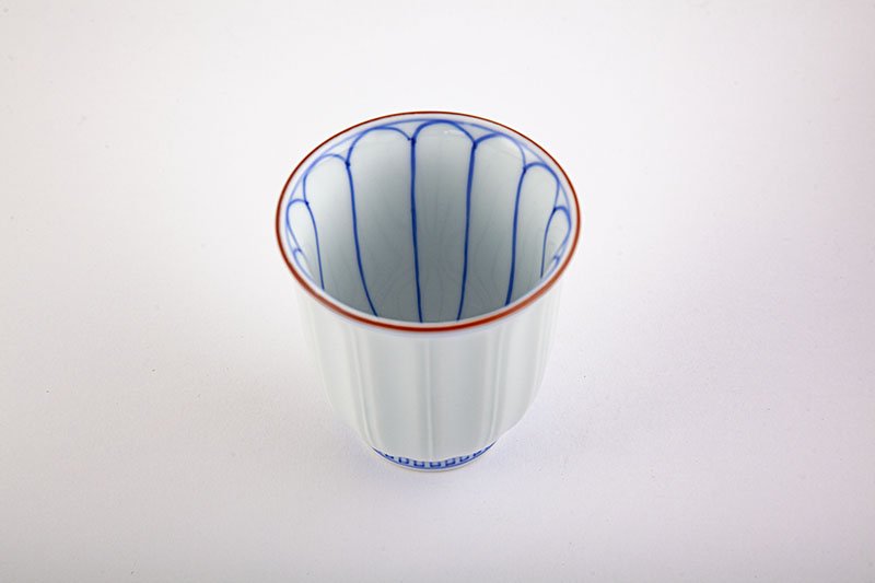 Sometsuke outside and inside chrysanthemum [Tean cup (small)]