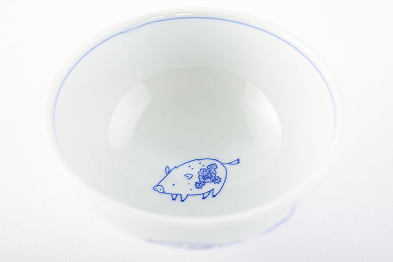 Kofuku tea bowl, boar, blue