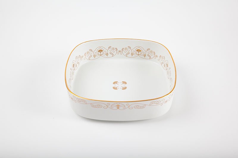 Yui Karakusa [Nade corner bowl] Gold
