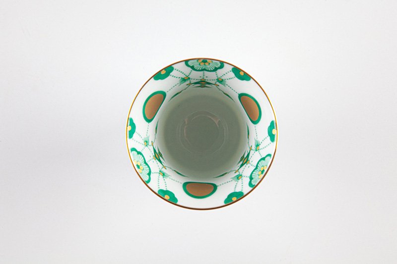 Takumi no Kura Sake glass (reverse) [brocade pattern (green)]