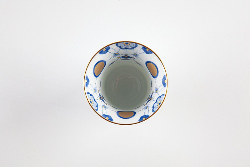 Takumi no Kura Sake glass (reverse) [brocade pattern (blue)]
