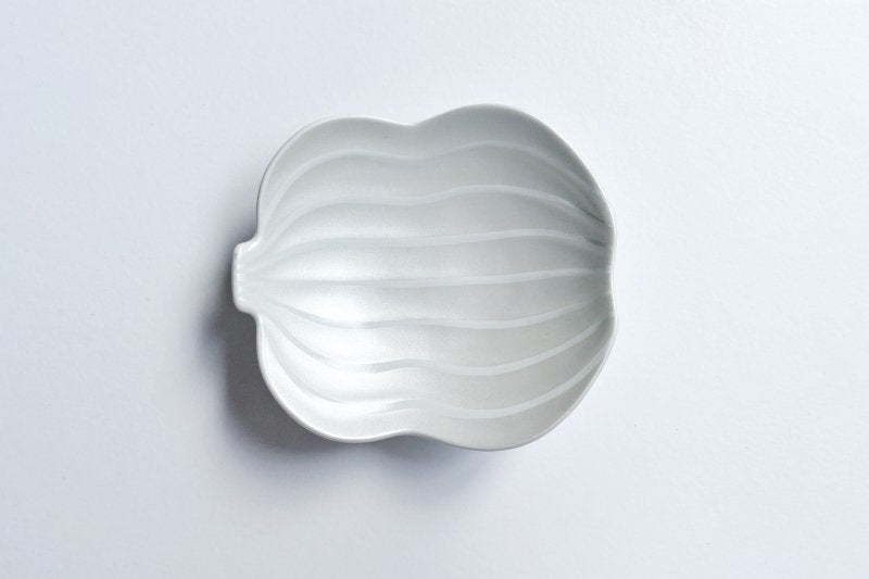 Nishikishiroginsai [Gourd-shaped small plate]