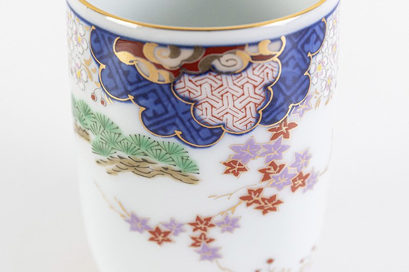 Spring and autumn pattern [thin teacup]
