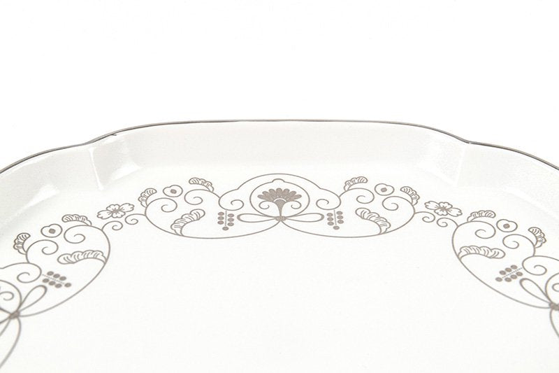 Yuikarakusa [Flower-shaped plate (19cm)] Platinum